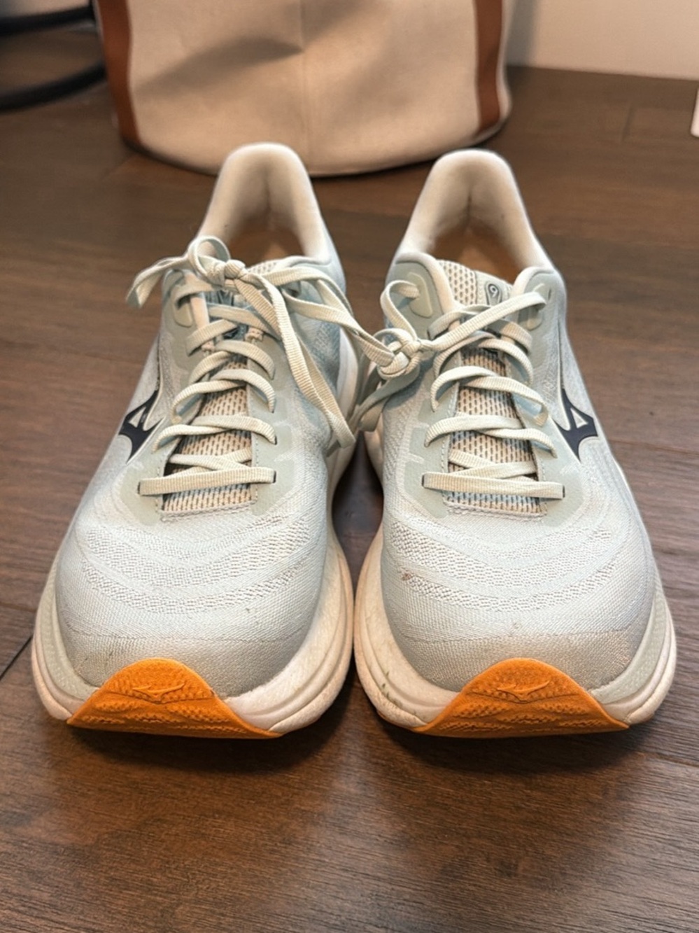 Mizuno Men’s wave sky 9. Brand new